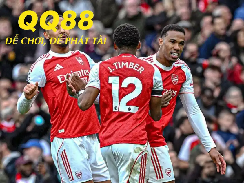 Hàng thủ vững chắc là bệ phóng giúp Arsenal bay cao trong thời gian qua (Ảnh: Goal)